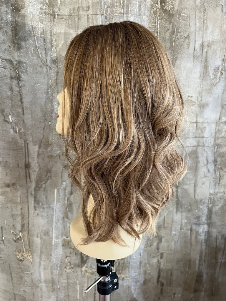 100% EUROPEAN PROCESSED HUMAN HAIR 18" ASHY BLOND WITH DARK ROOTS