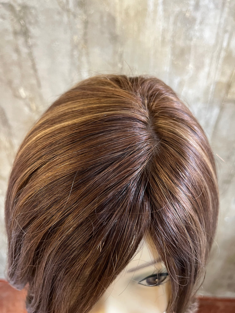 100% EUROPEAN PROCESSED HUMAN HAIR 16" LIGHT BROWN WITH BLOND HIGHLIGHTS